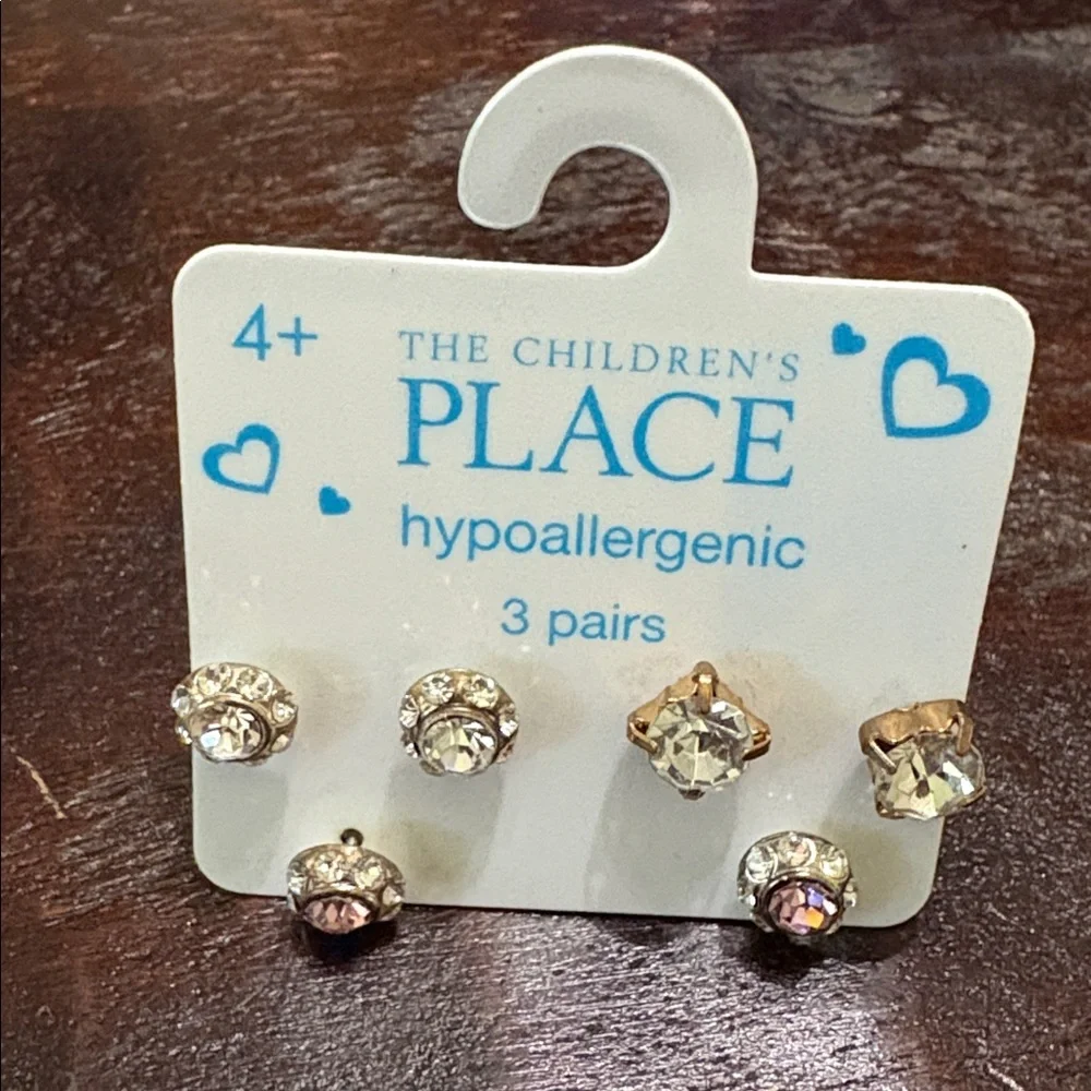 The Children’s Place 3 pairs of crystal studs pierced earrings